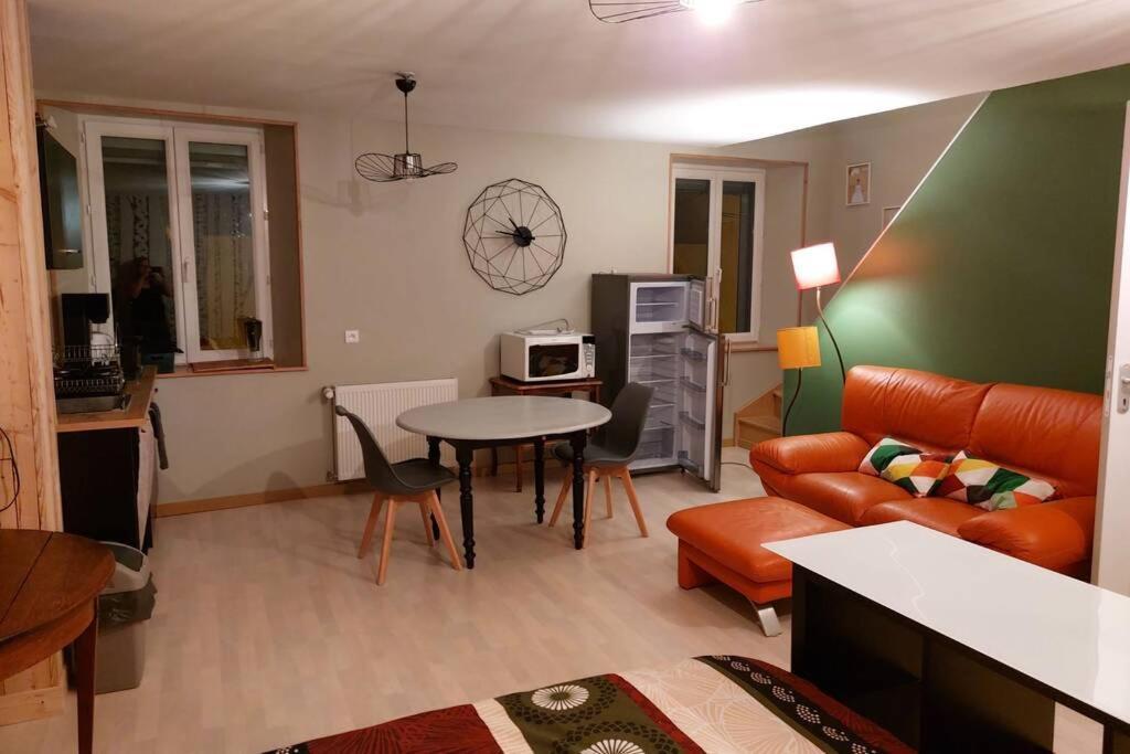 Apartament Studio Cosy De 2 A 4 Personnes Au Coeur Du Haut Doubs, Entre Les Lacs, Les Montagnes Et Les Vignobles Frasne Zewnętrze zdjęcie
